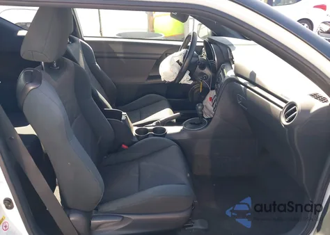 2012 Scion Tc из США, поврежденный, VIN JTKJF5C75C3027134